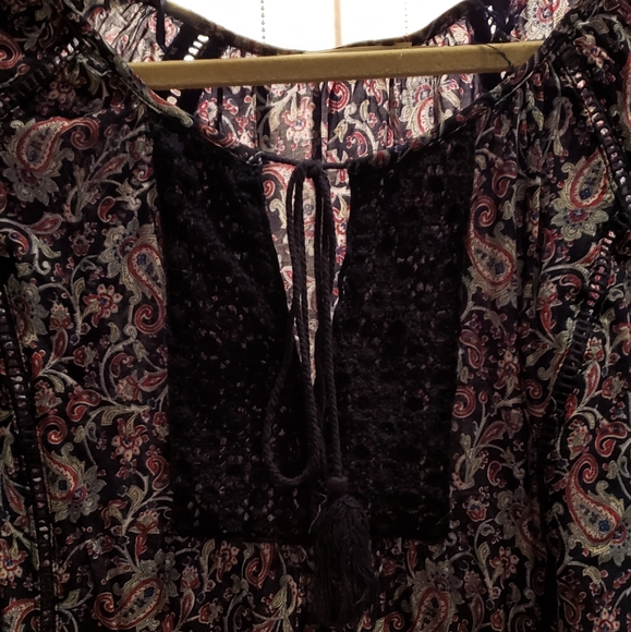 Boho Chic Peasant Top - Picture 8 of 8